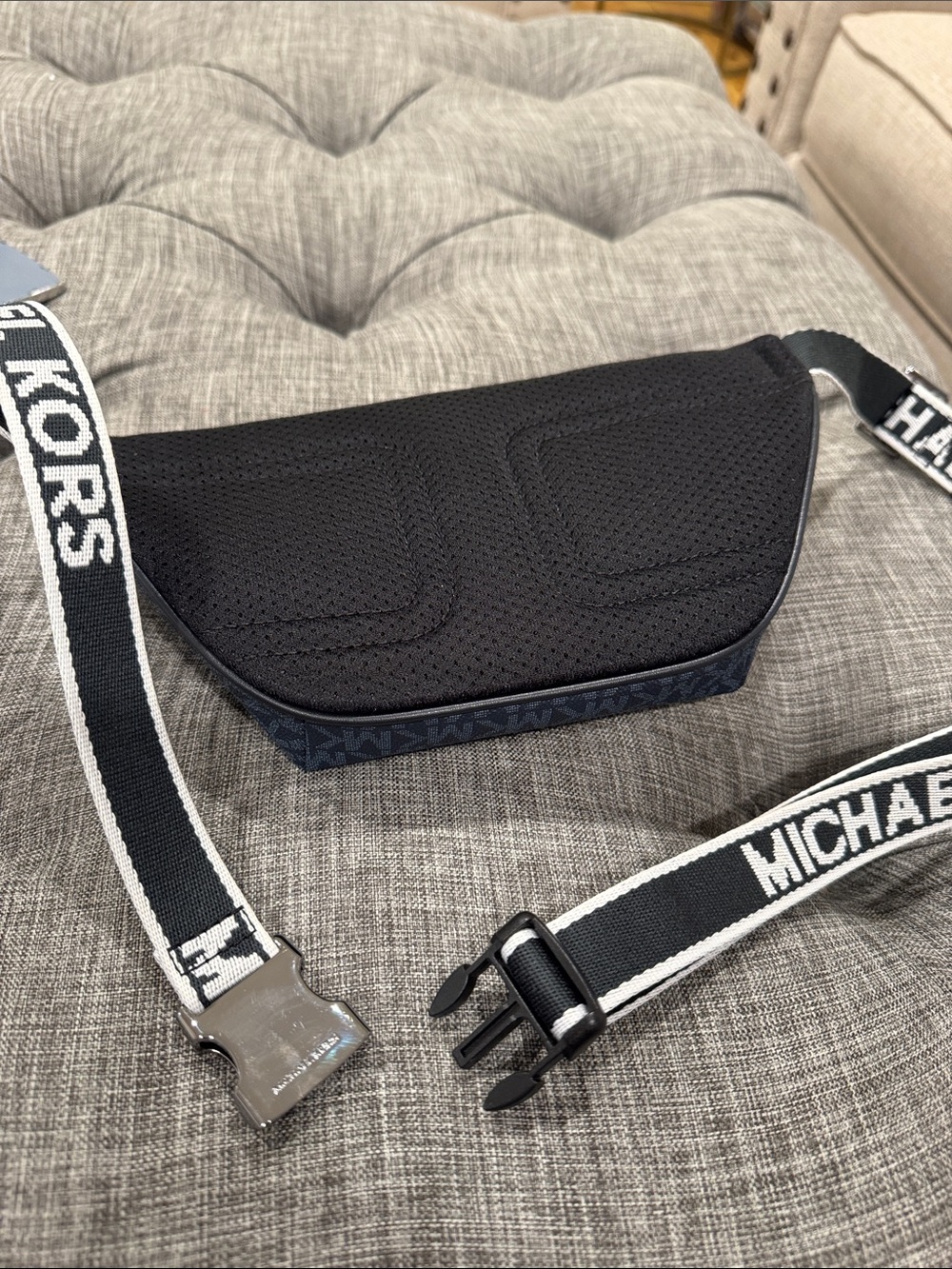 Michael Kors Bag Cooper Mini Belt Bag Logo Signature Blue Black Fanny Pack - Picture 16 of 17